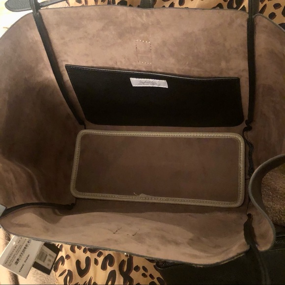 Un Billion Lara Zebra Print Tote NWT$110 - Picture 5 of 7